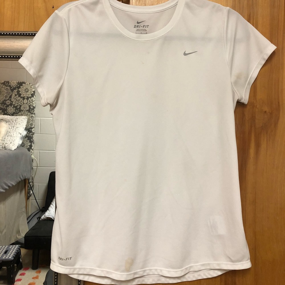 Nike dri fit t-shirt